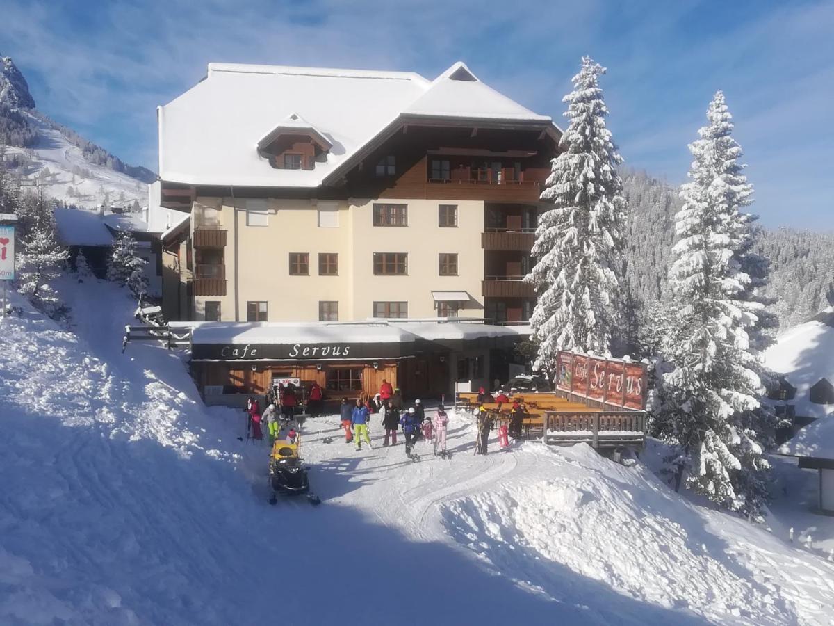 Apartments Susanne Und Jasmin - Haus Sonnleitn Sonnenalpe Nassfeld Exteriör bild